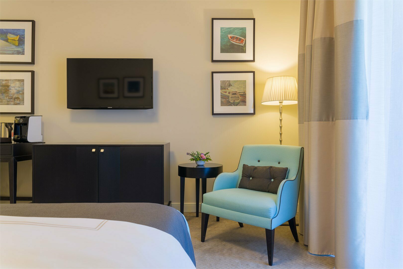 КЛАССИЧЕСКИЙ