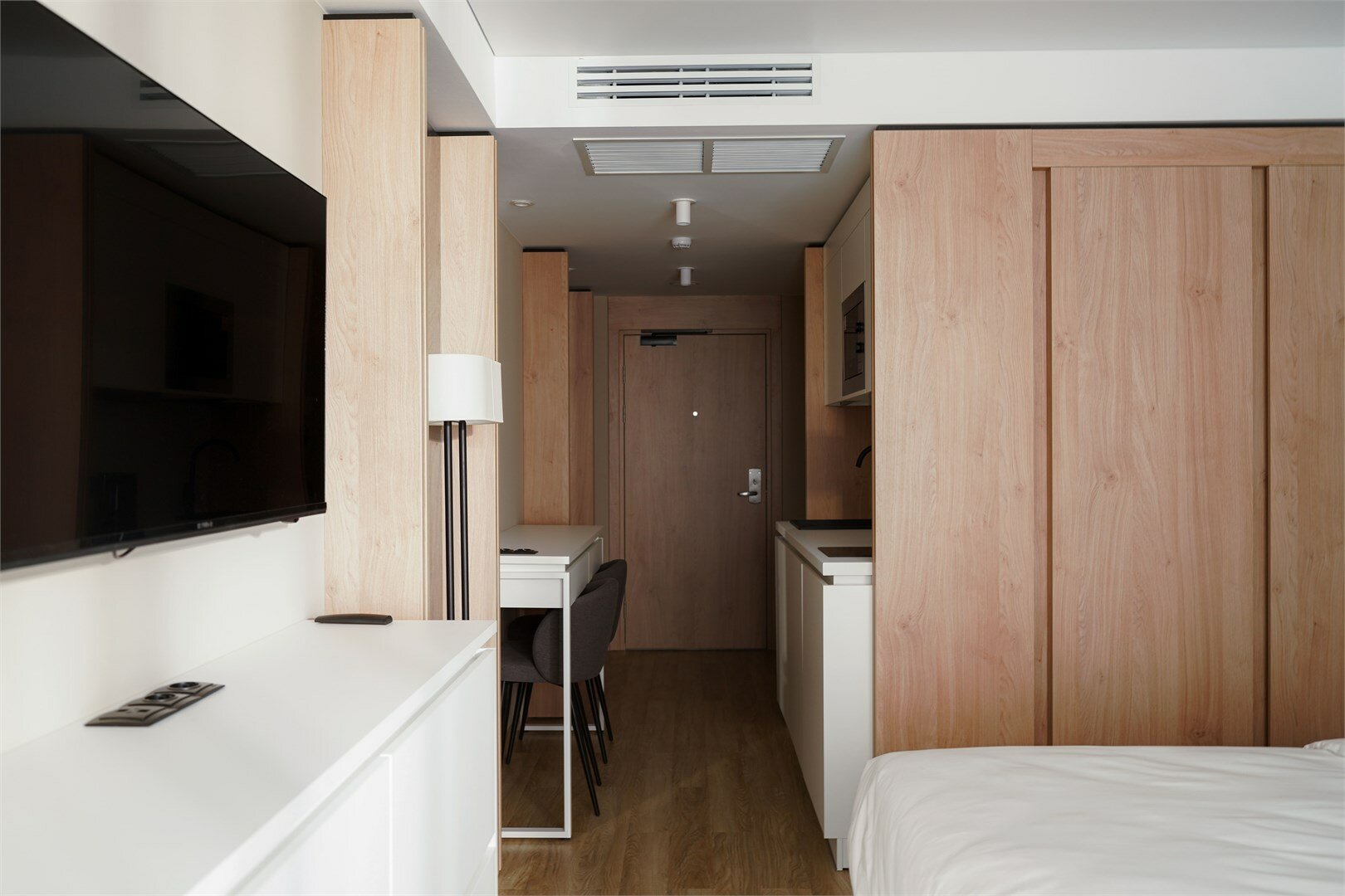 Valo Business Comfort Plus с балконом