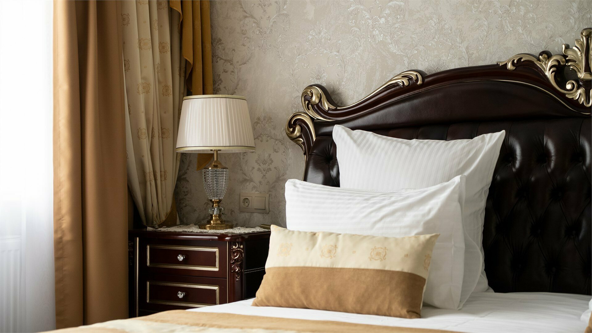 VIP люкс 3-комнатный