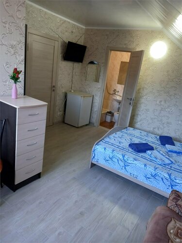 Четырехместный номер с видом на горы в Тихий рай