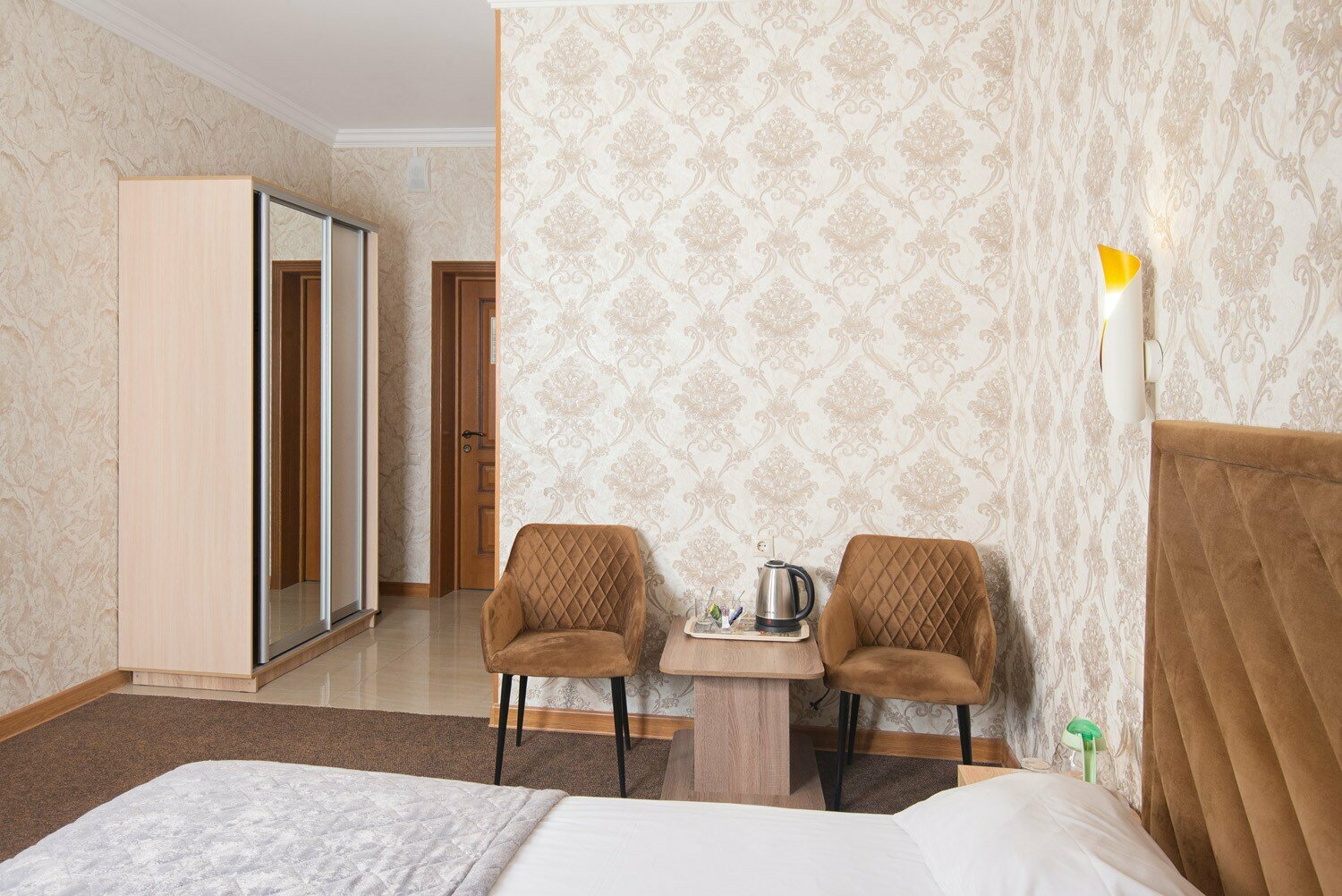 Бюджетный двухместный номер с 1 кроватью  №002