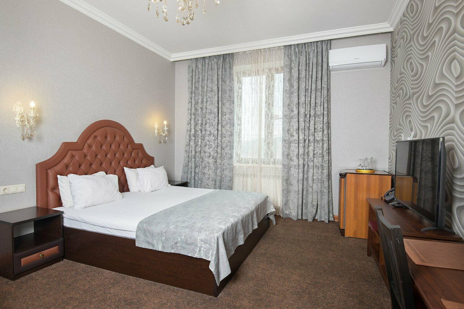 Улучшенный номер с кроватью размера «king-size» №202