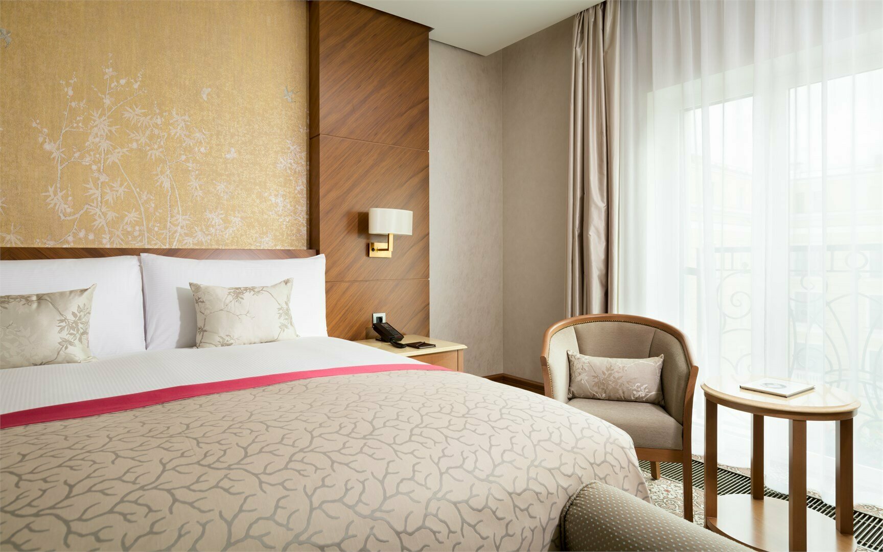 Супериор Кинг с видом во внутренний двор