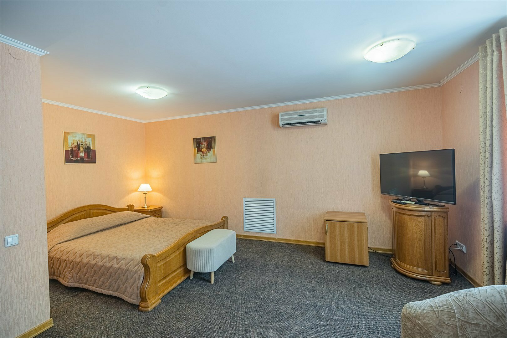 Улучшенный двухместный номер с 1 кроватью