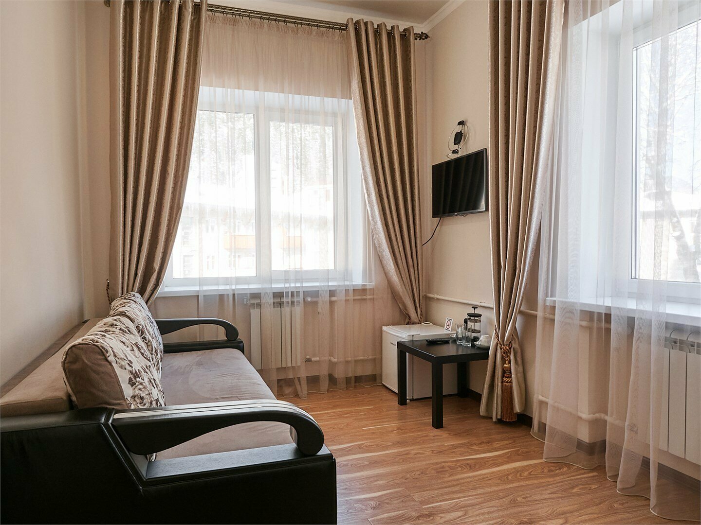 Полулюкс 2-комнатный 2-местный +диван-кровать