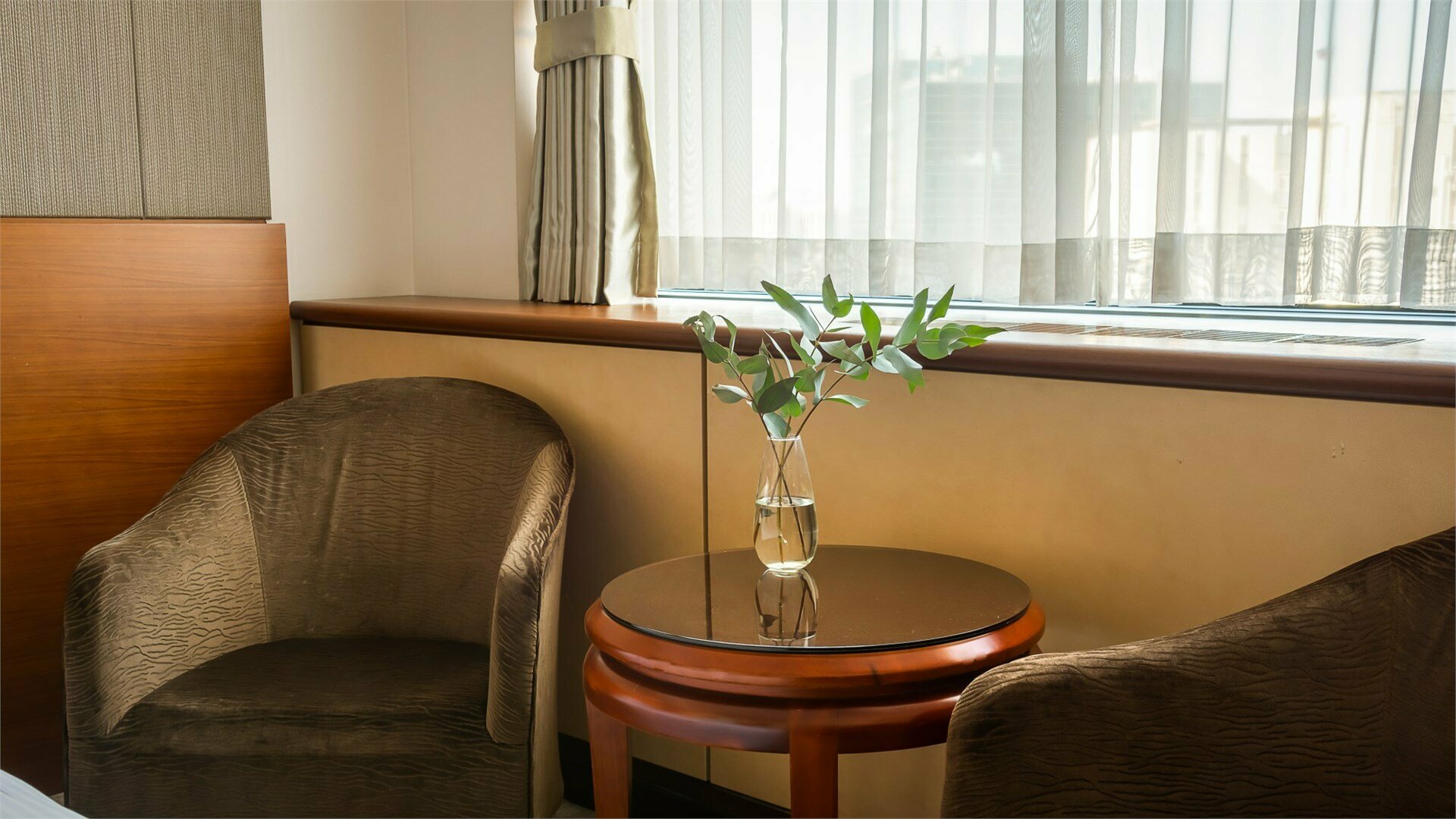 Superior Twin Golden Bridge View