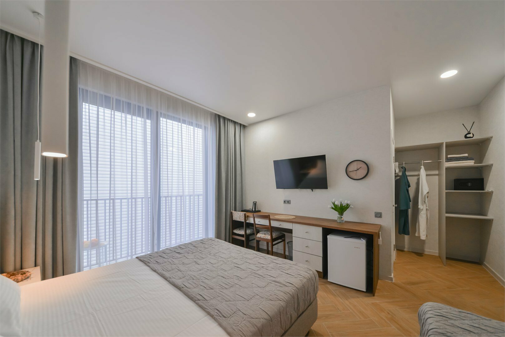 однокомнатный трёхместный