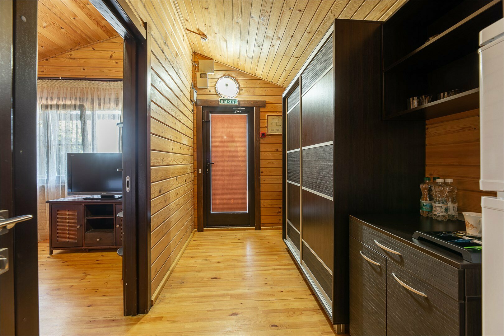 Бунгало с видом на бассейн