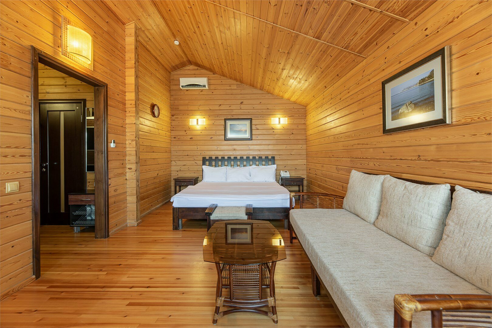 Бунгало с видом на  море с прямым выходом на пляж