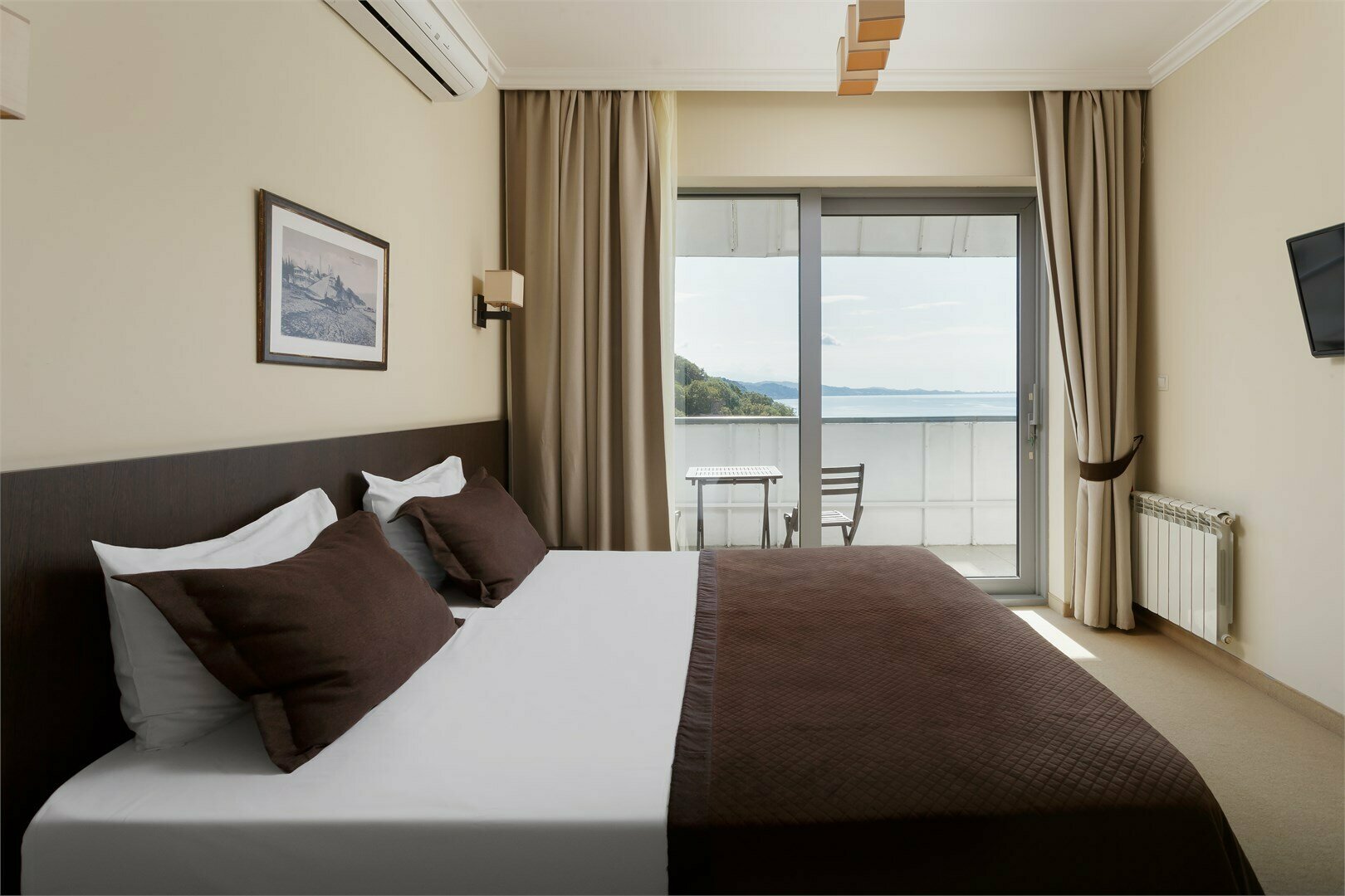 Семейный двухкомнатный с балконом