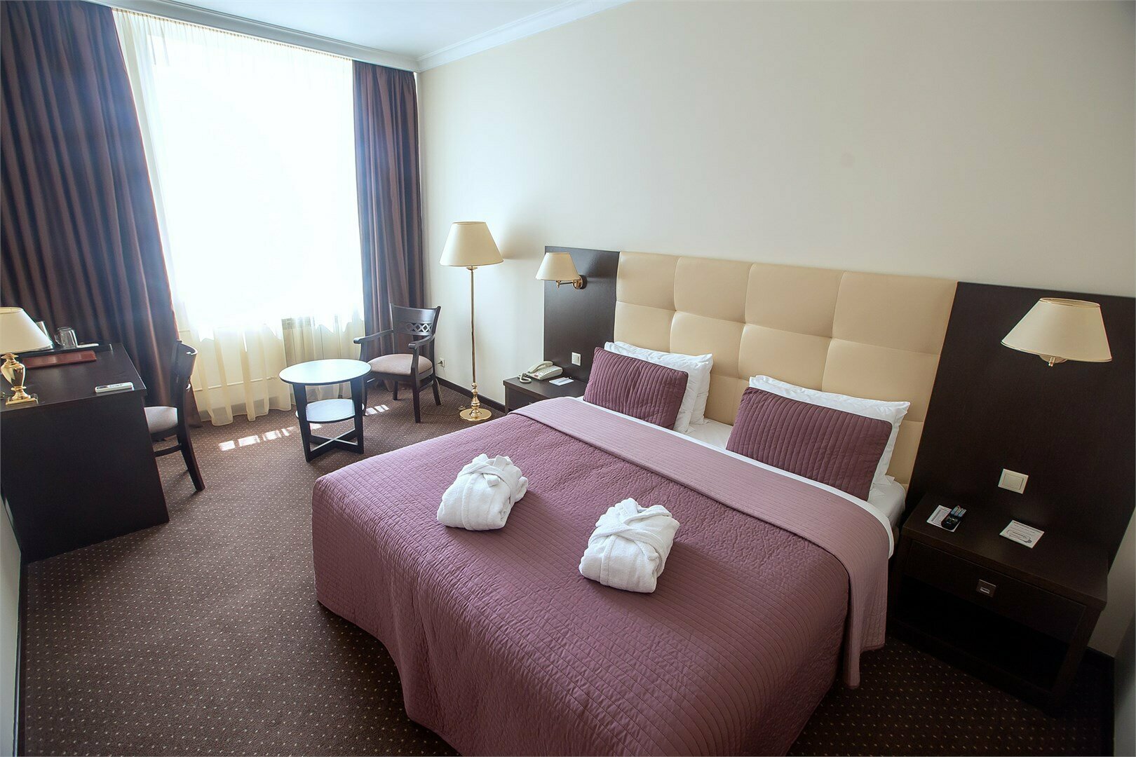 Double Superior (двухместный улучшенный) с 1 кроватью «KING SIZE»