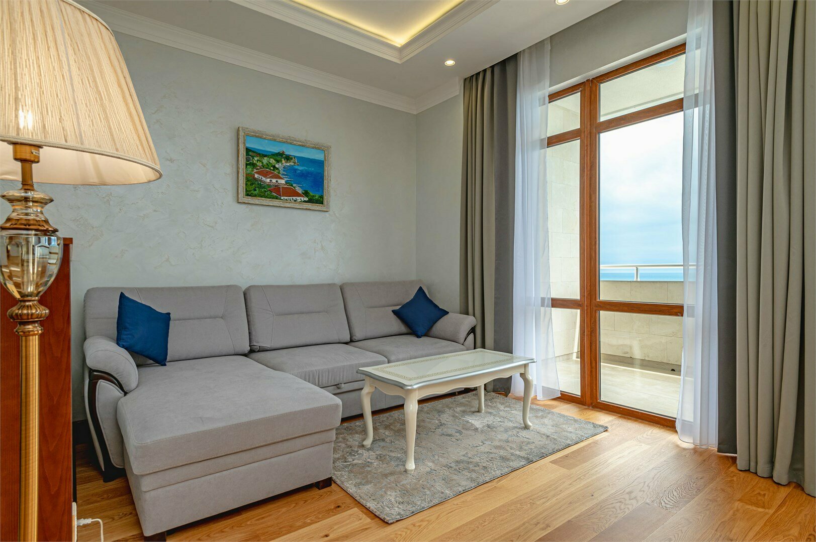 Люкс однокомнатный Family Studio