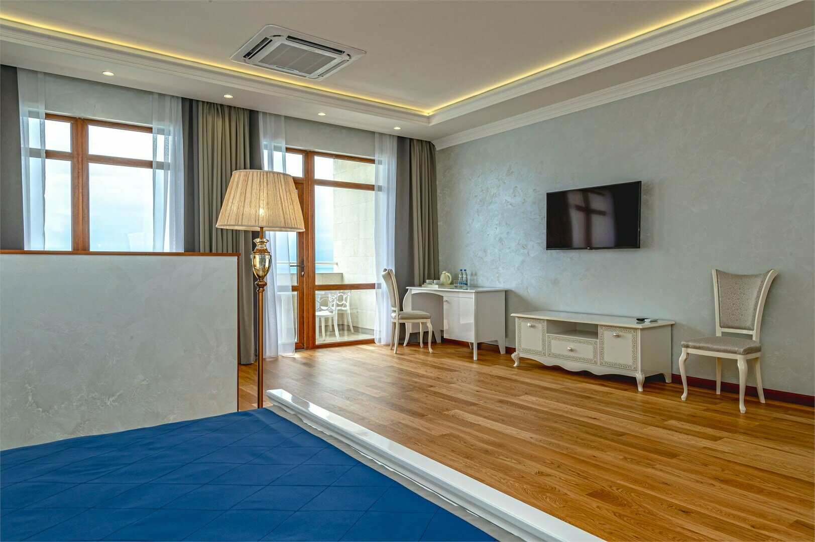 Люкс однокомнатный Family Studio