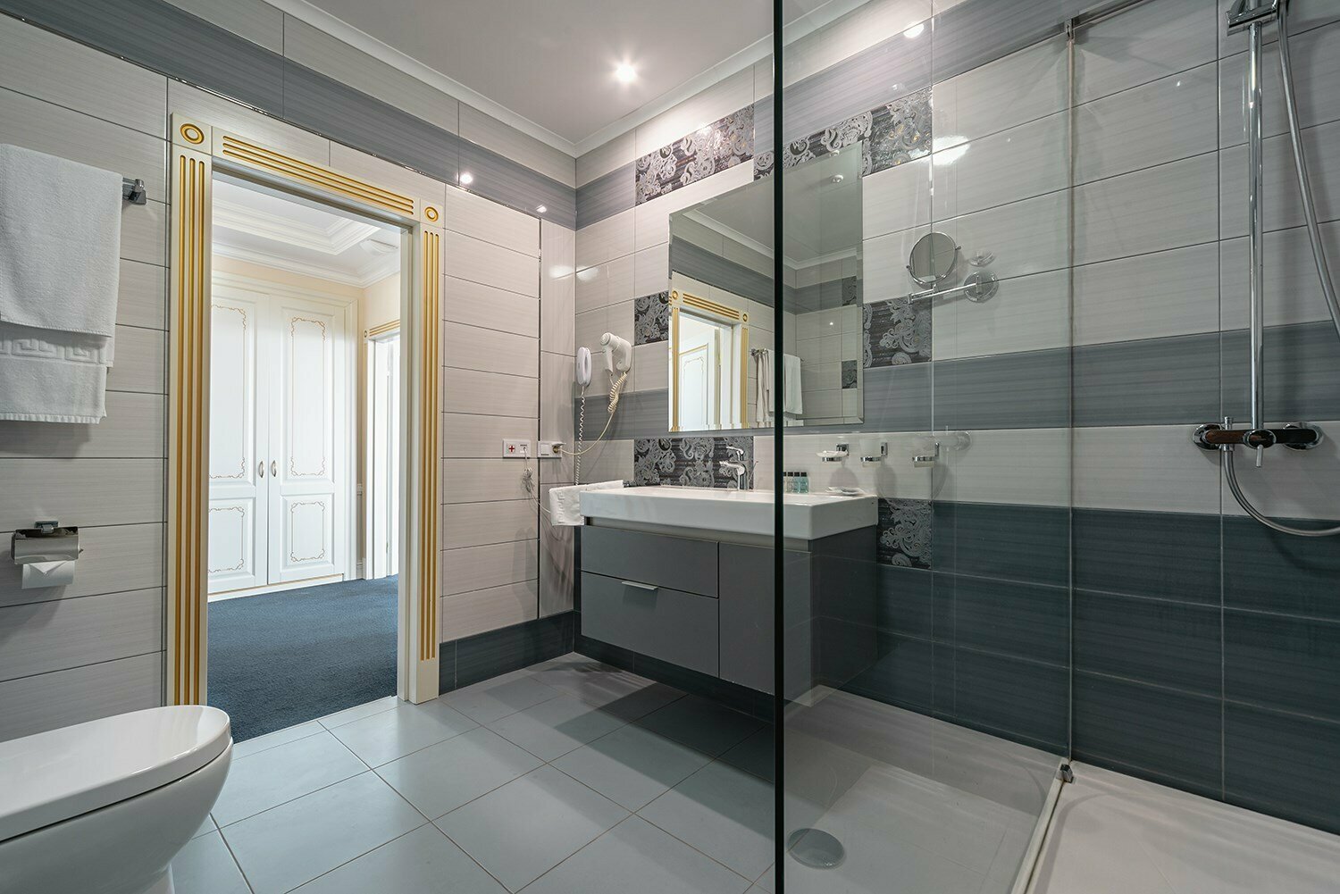 Сеньор сюьт Senior Suite