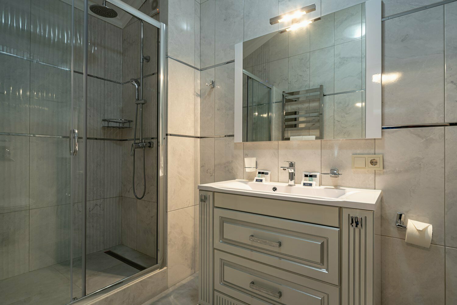 Люкс двухкомнатный улучшенный Suite 2+