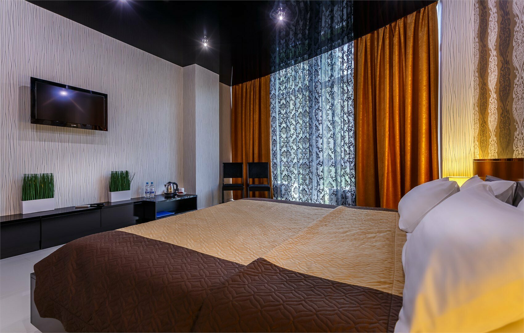 Номер Студия