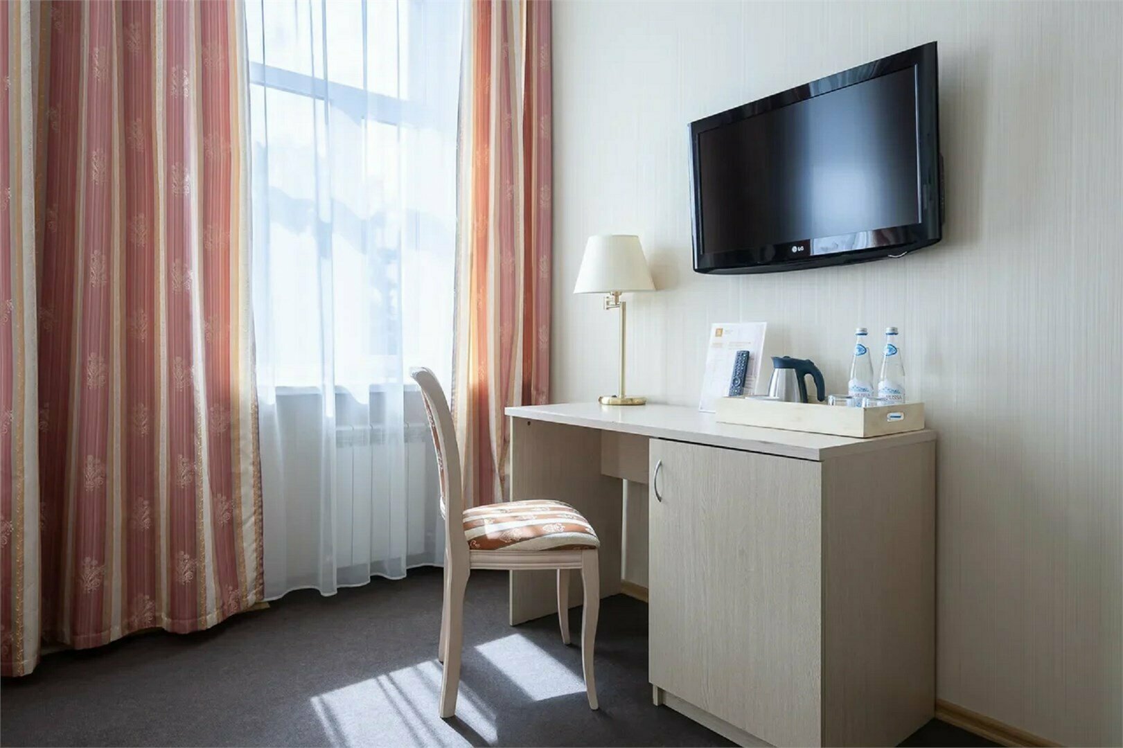 Стандарт с двуспальной кроватью