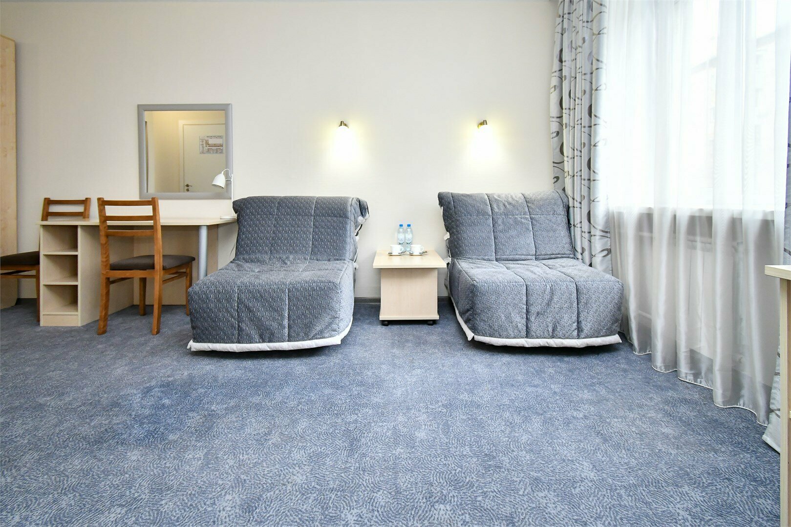 Джуниор Сюит