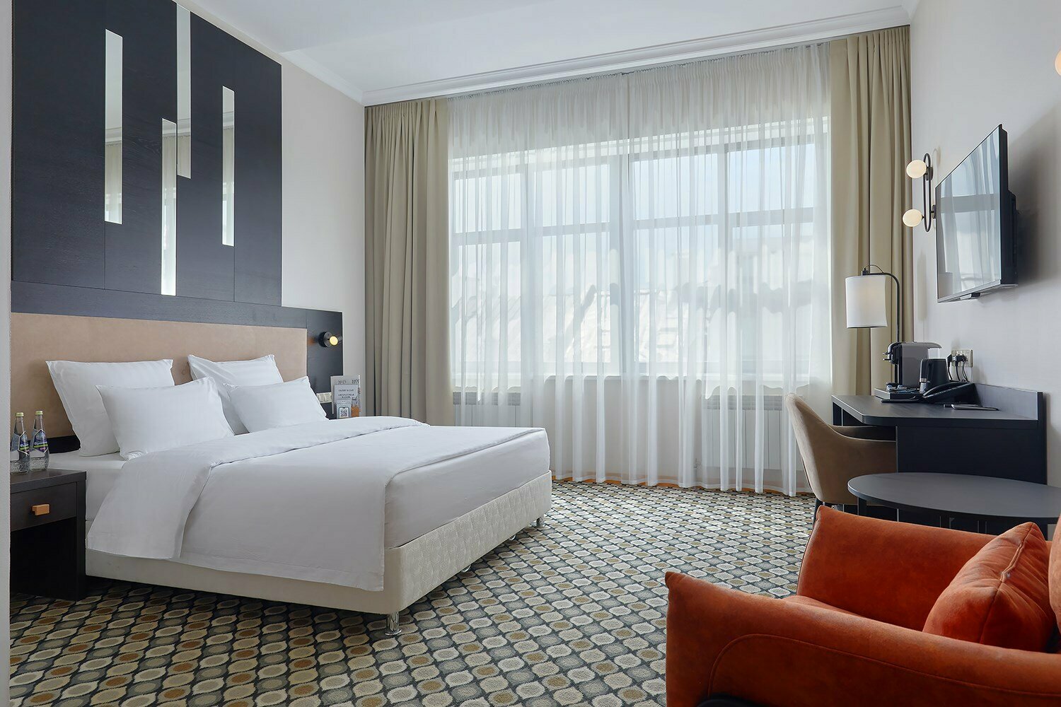 Супериор с большой кроватью