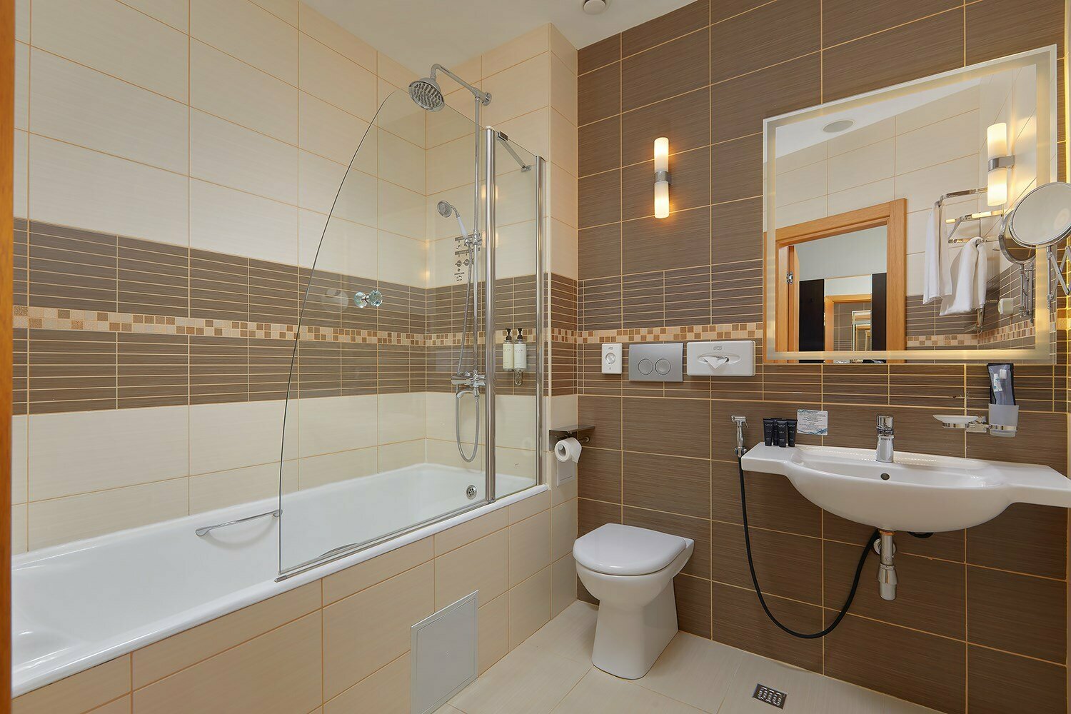 Супериор с большой кроватью