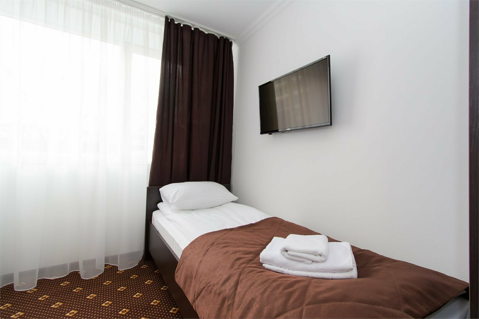 Улучшенный двухместный номер с 2 отдельными кроватями