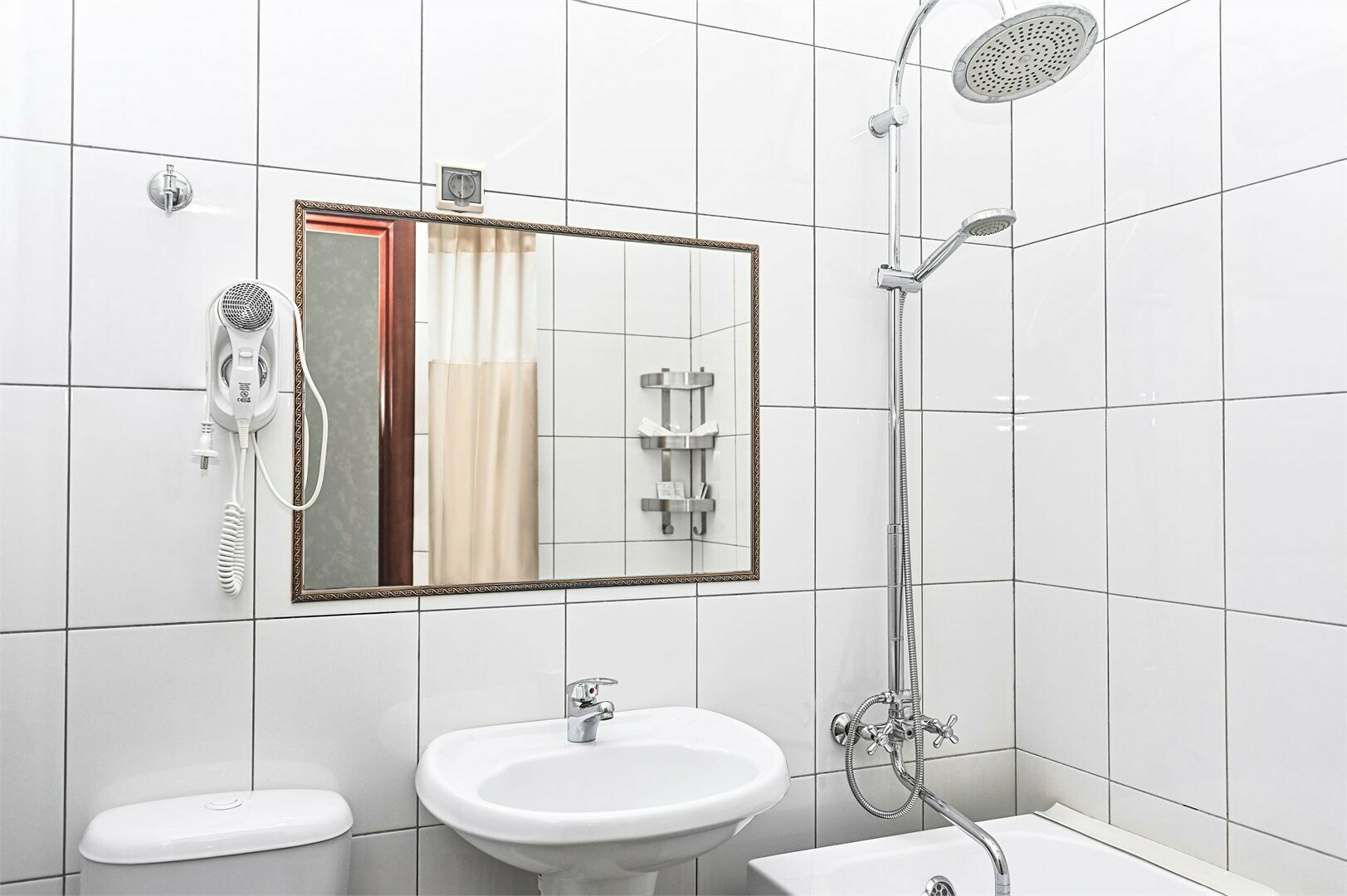 НОМЕР ЛОУКОСТЕР/LOWCOST ROOM DOUBLE