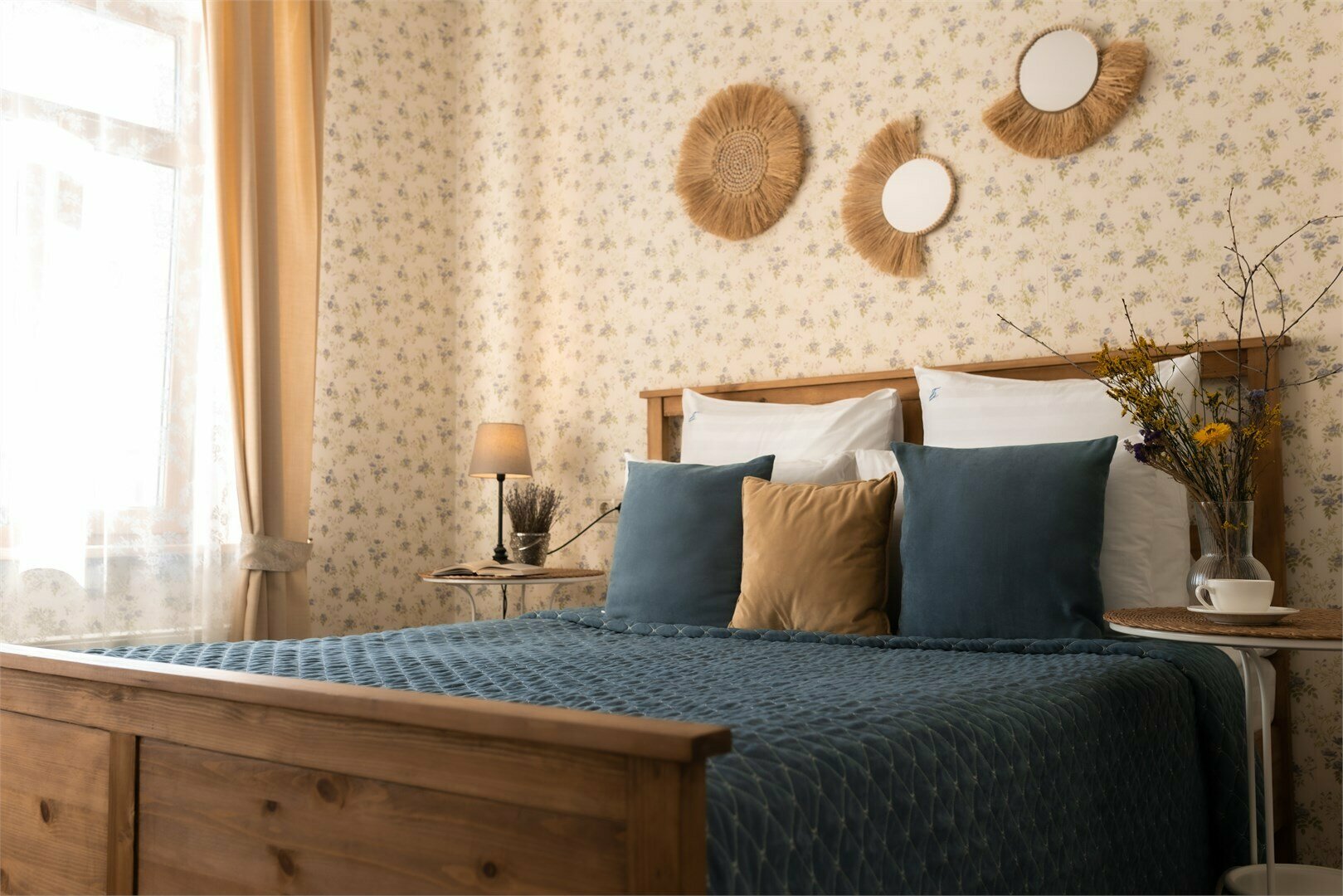 Русское поле