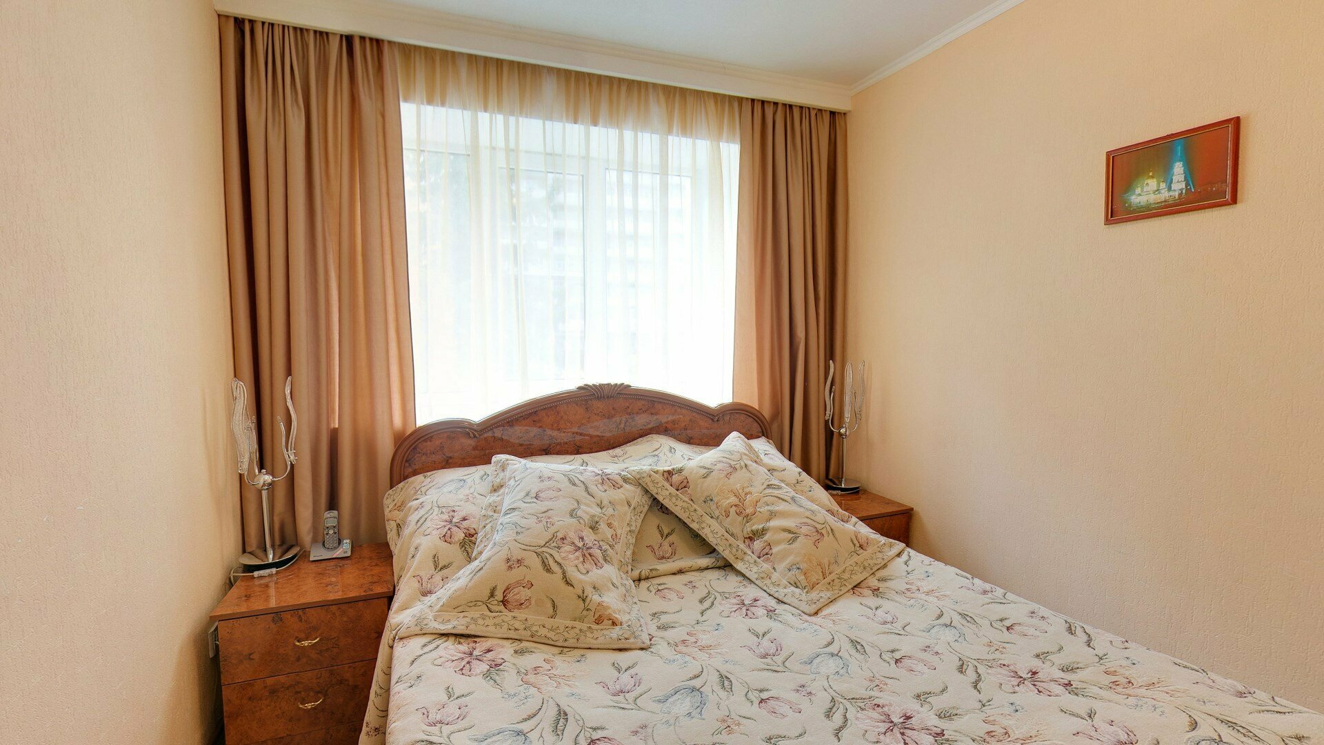 Улучшенный люкс