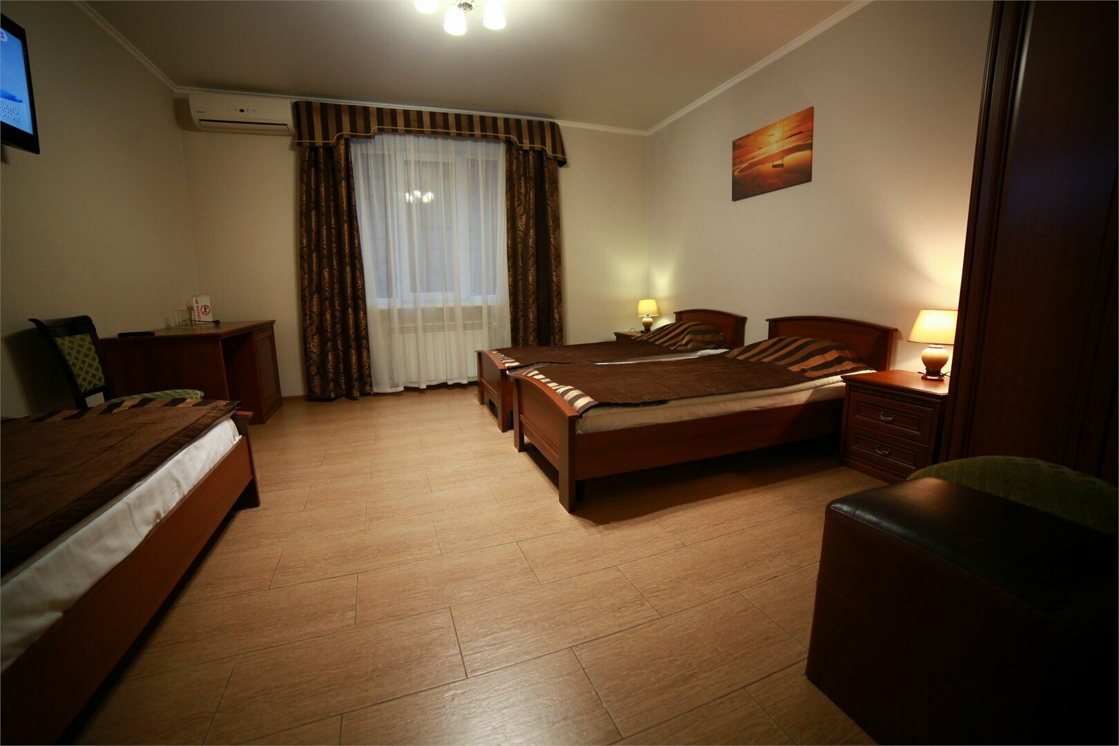 Улучшенный трехместный номер