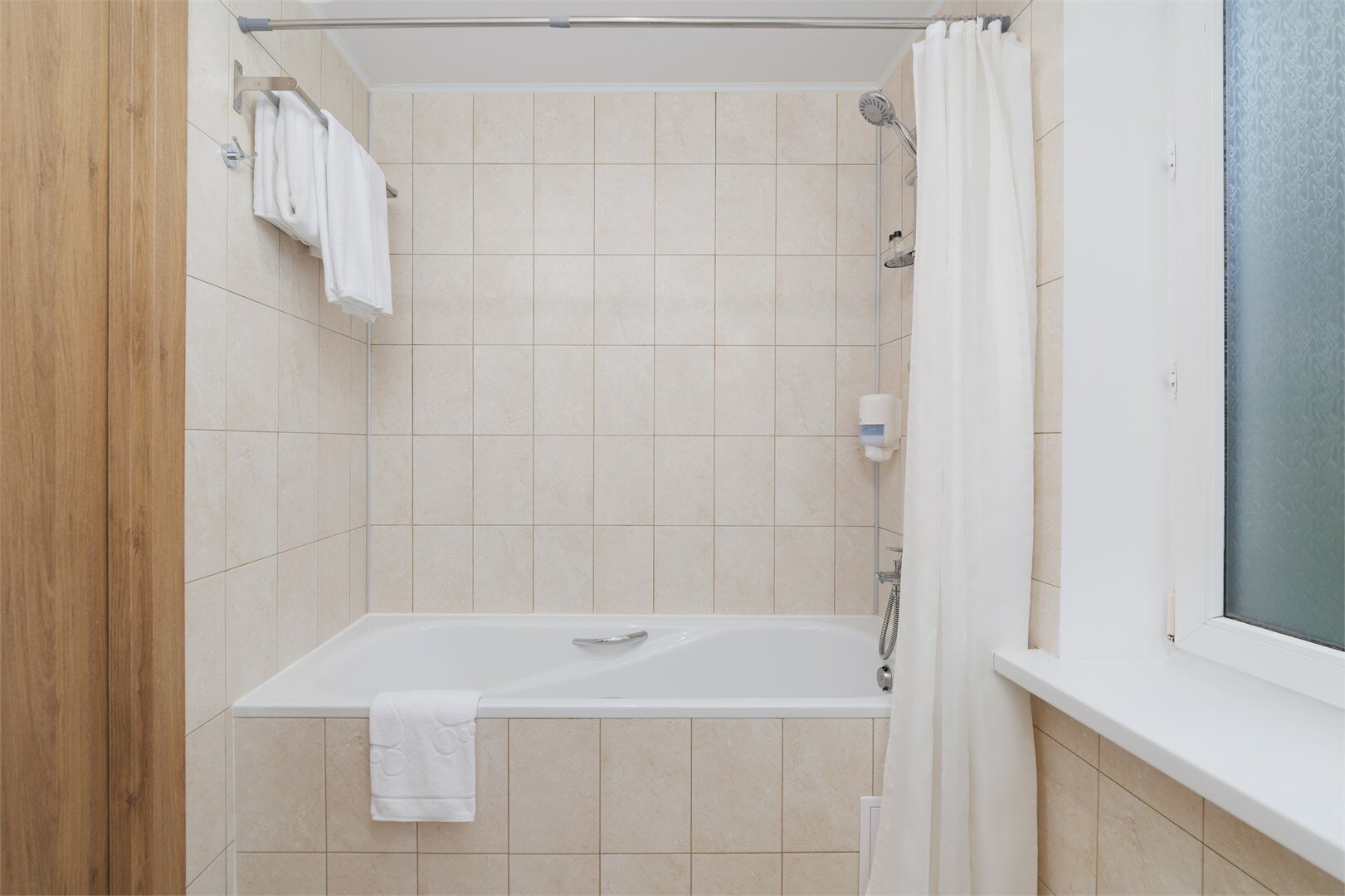 Комфорт плюс с балконом