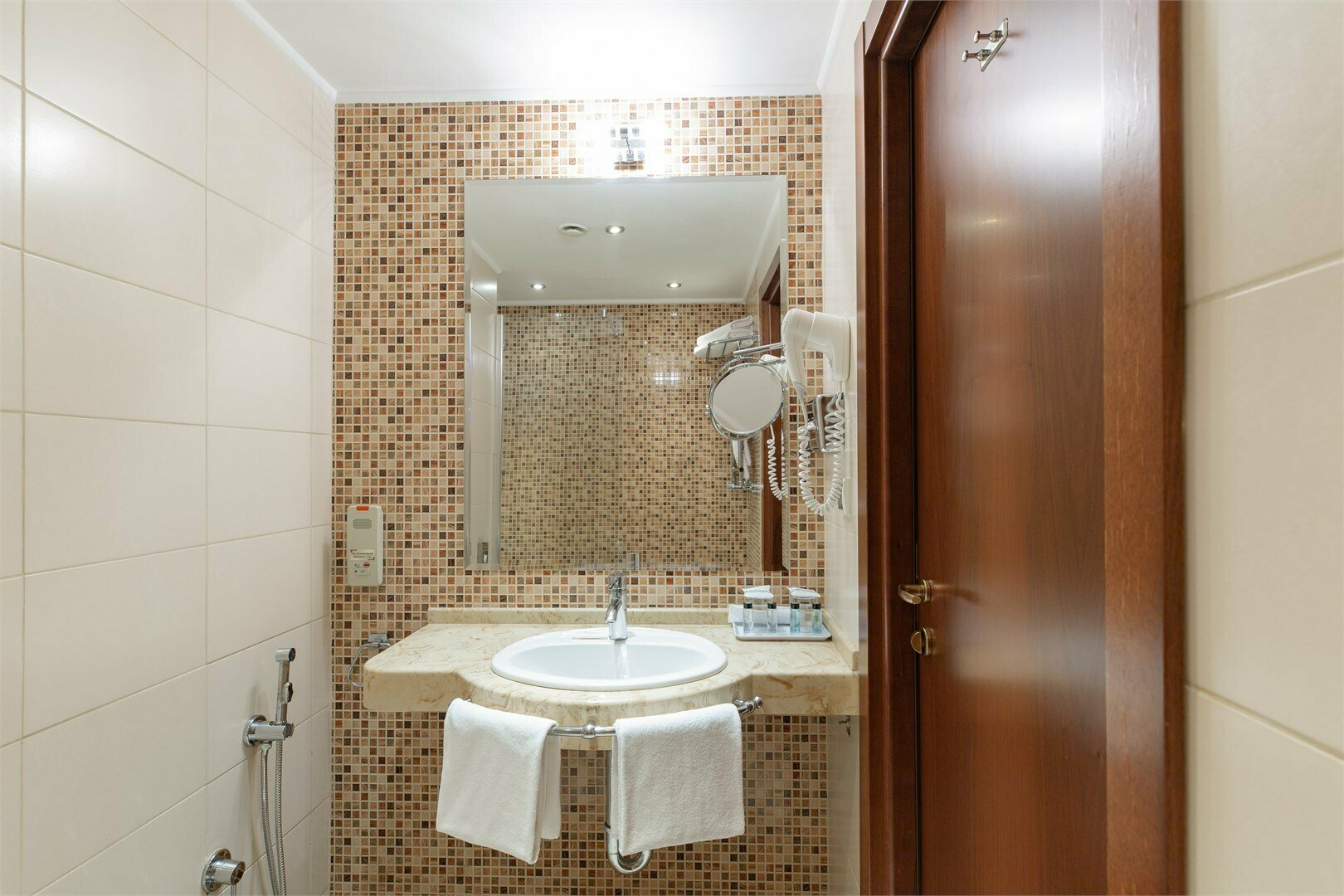 Стандартный номер с 1 кроватью или 2 отдельными кроватями