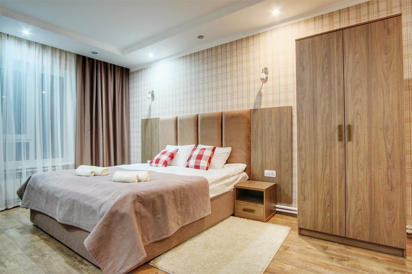 Семейный с доп диваном