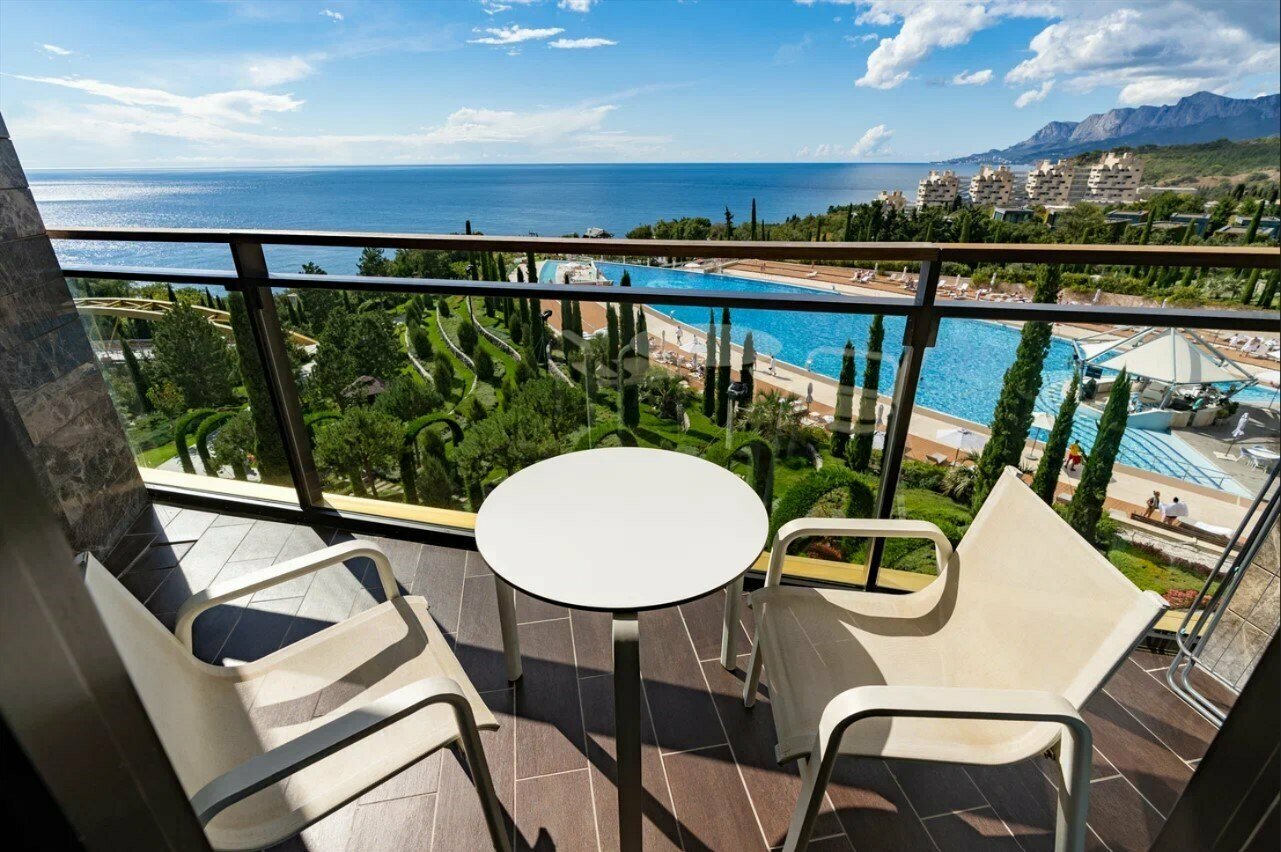 Коннект Делюкс Прайм с видом на море (два смежных номера | размещение на 6-м этаже)