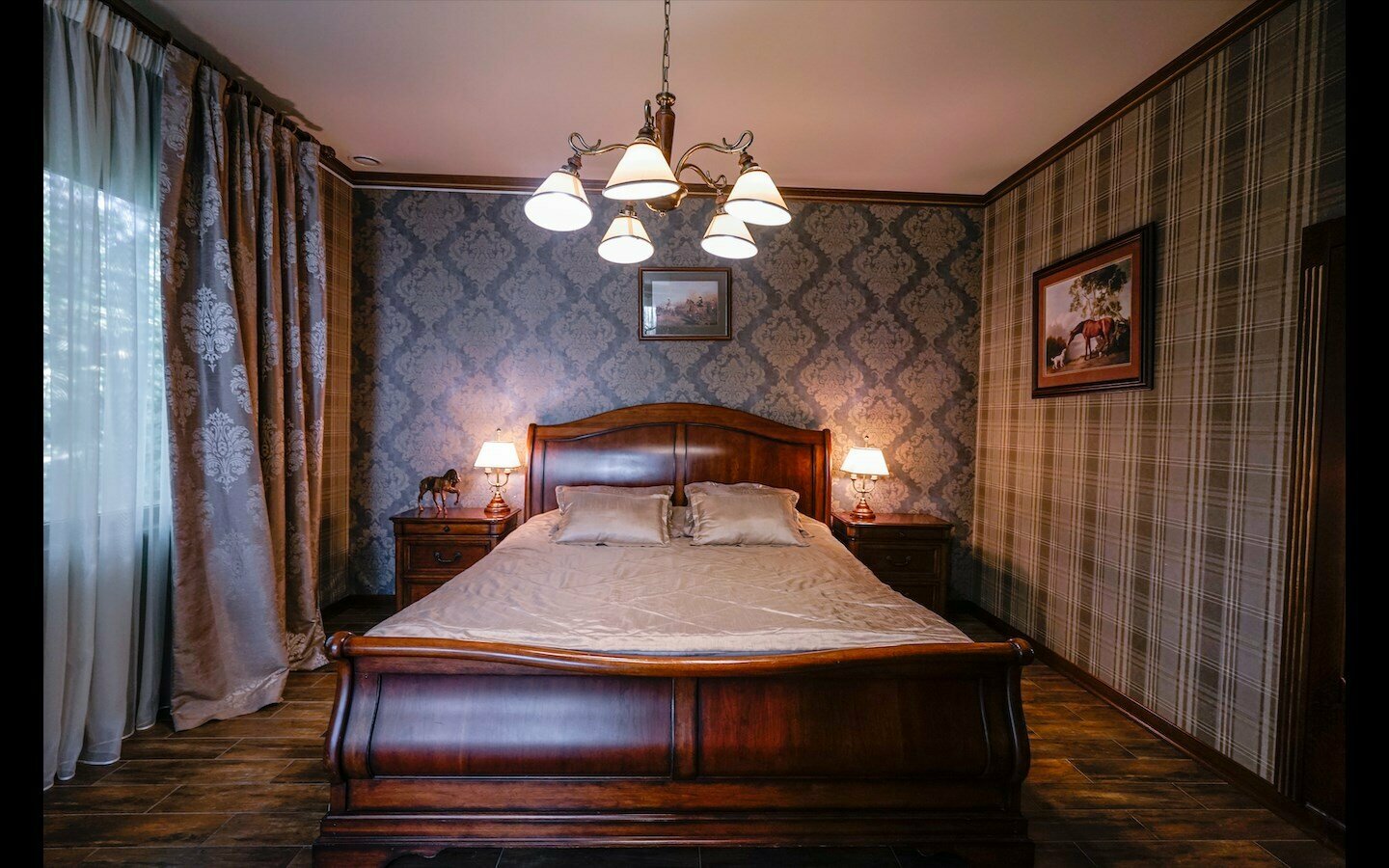 Улучшенный номер с кроватью размера «king-size» или 2 отдельными кроватями