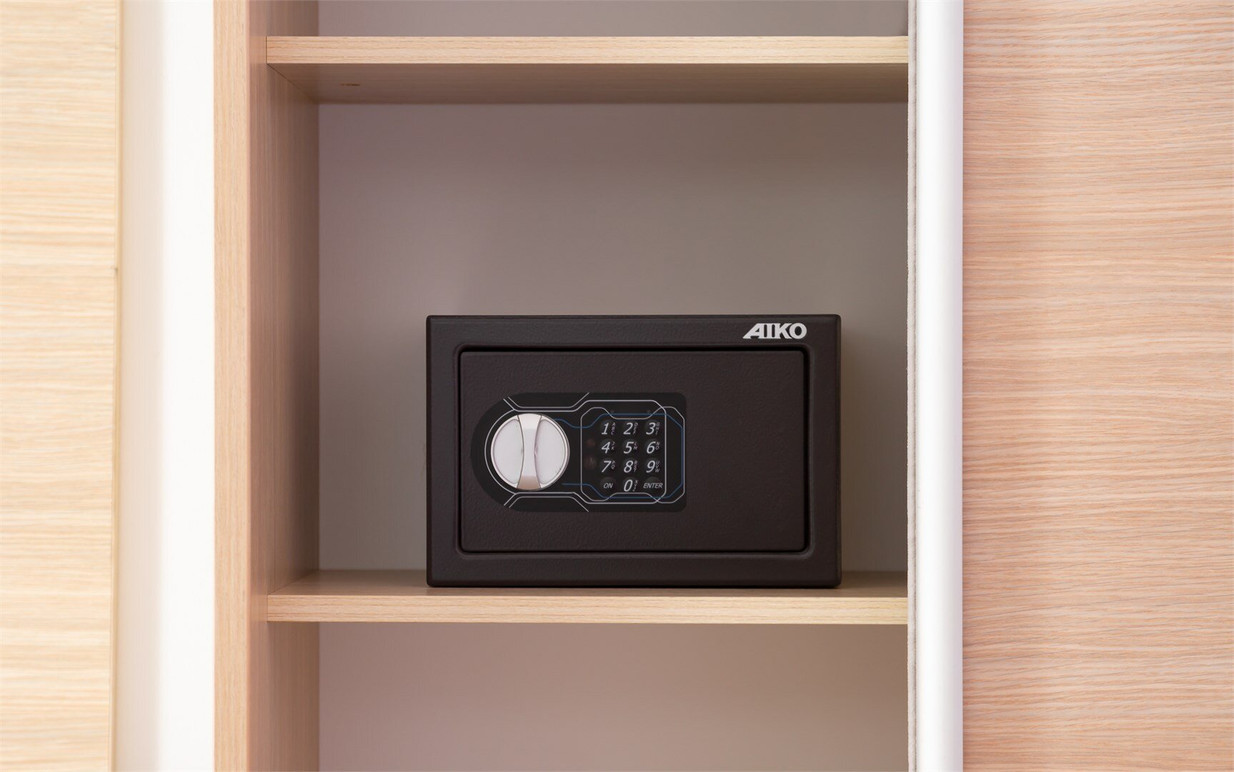 Дельта Стандарт трехместный