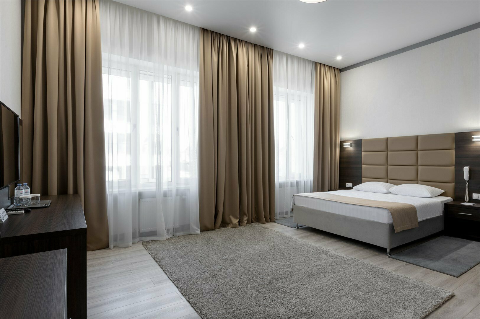 Улучшенный номер с кроватью «Queen-size»