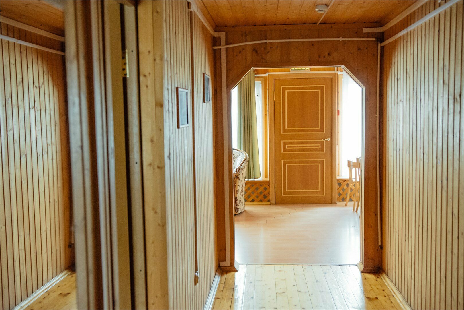 3-х комнатный номер с видом на озеро