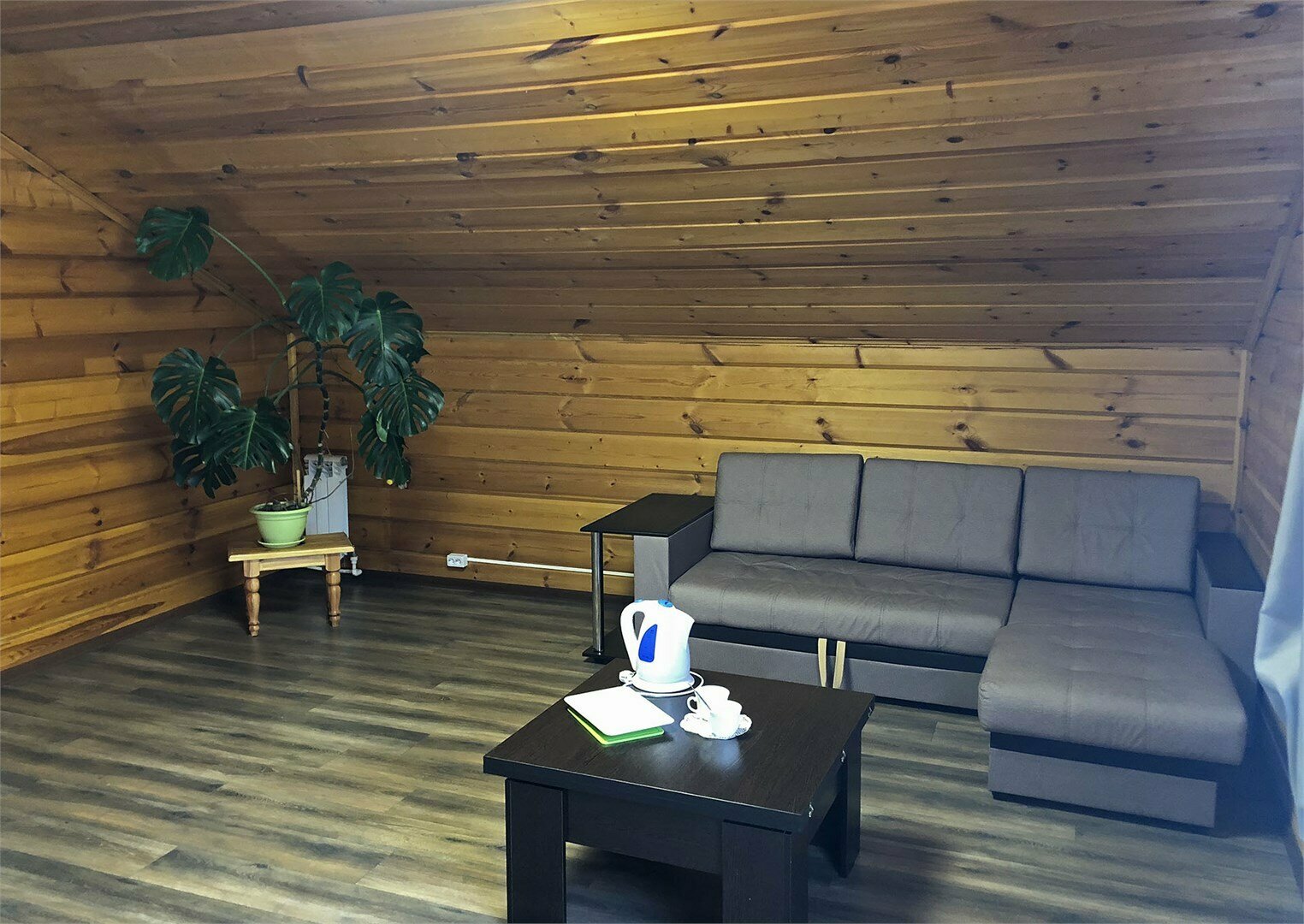 №83 в Доме №8 - Семейный номер