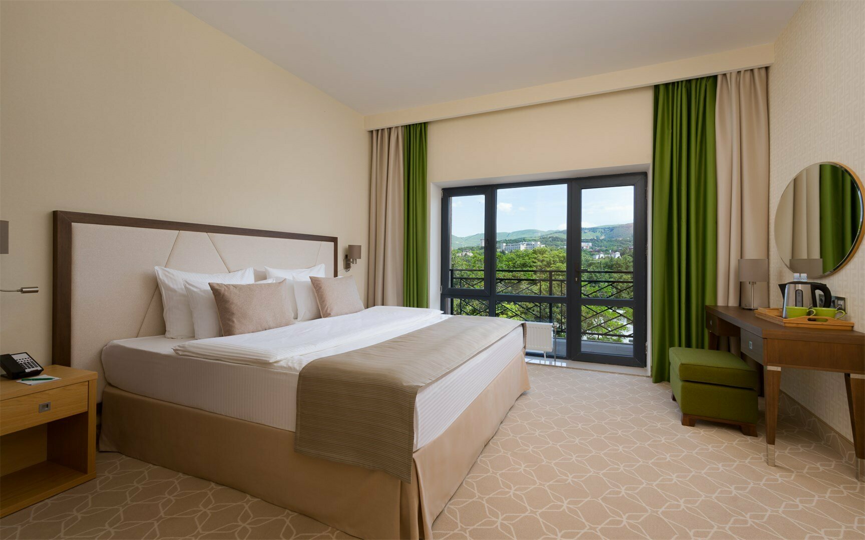 Люкс с видом на город