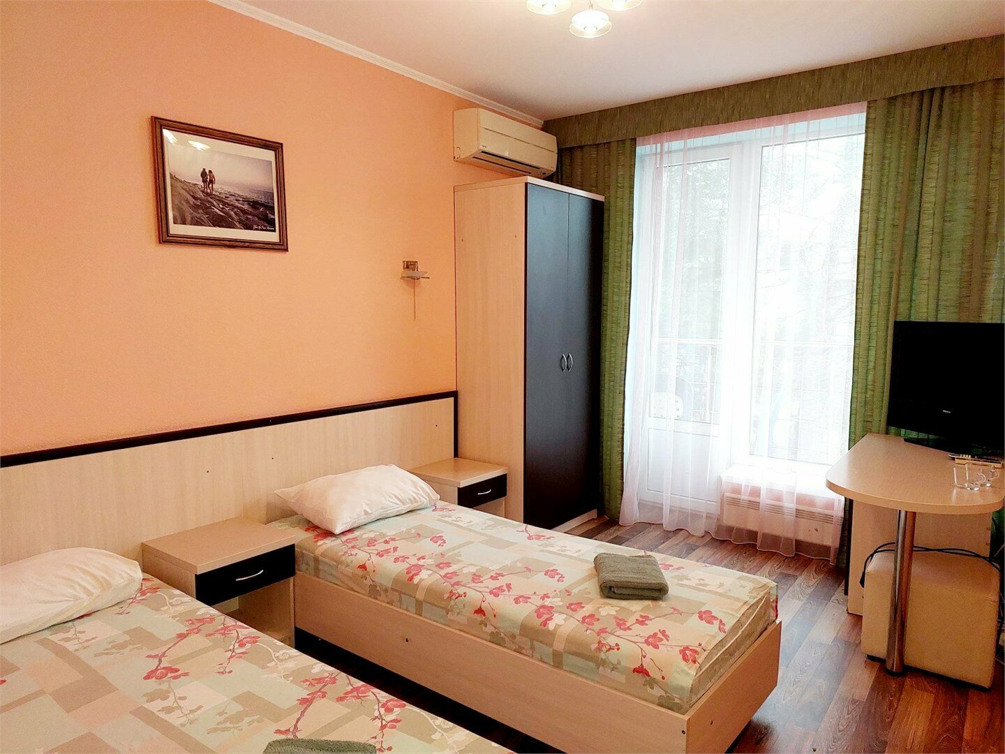 Двухместный номер с 1 кроватью или 2 отдельными кроватями и балконом