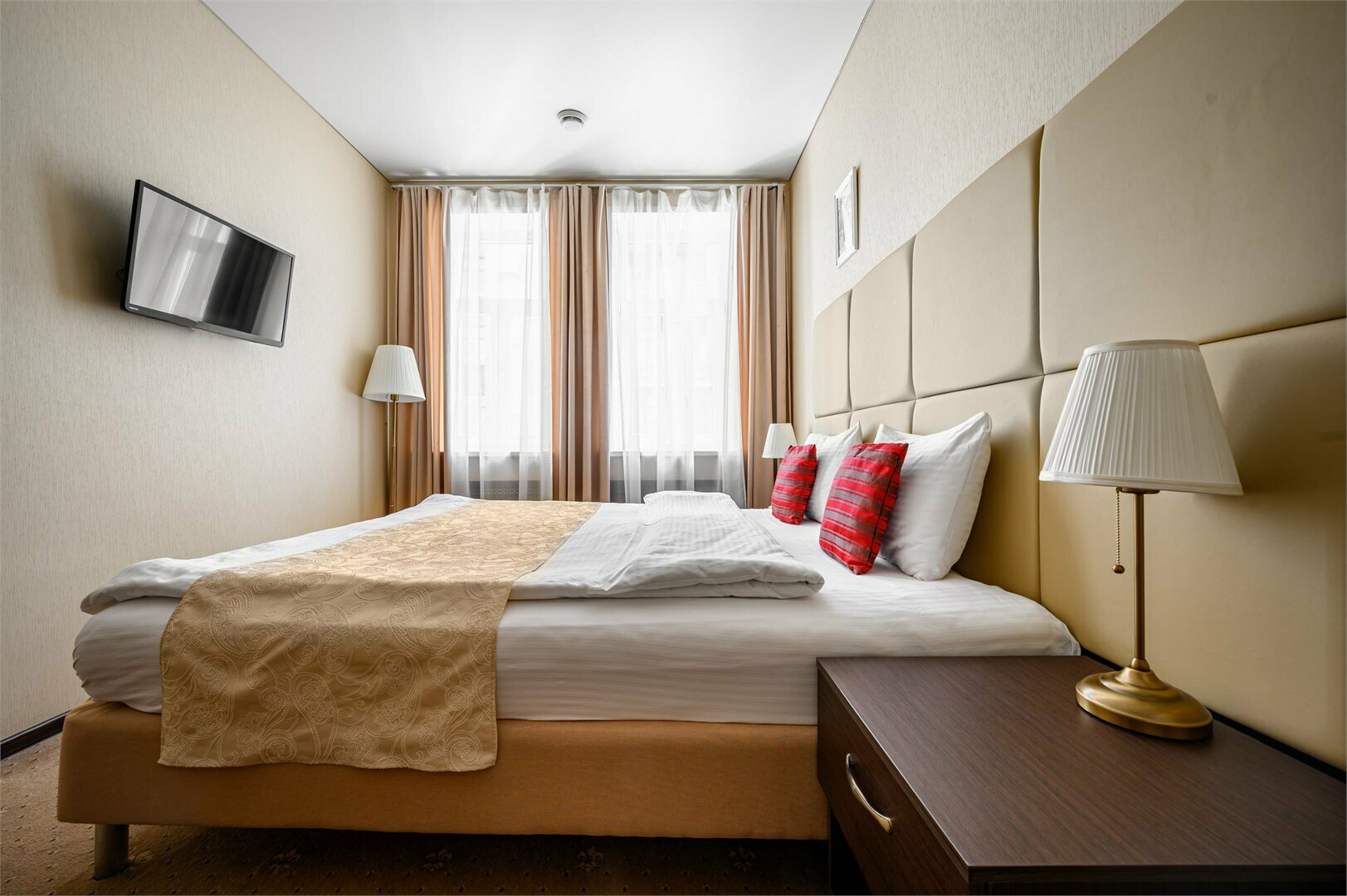 Номер Комфорт с одной или двумя кроватями