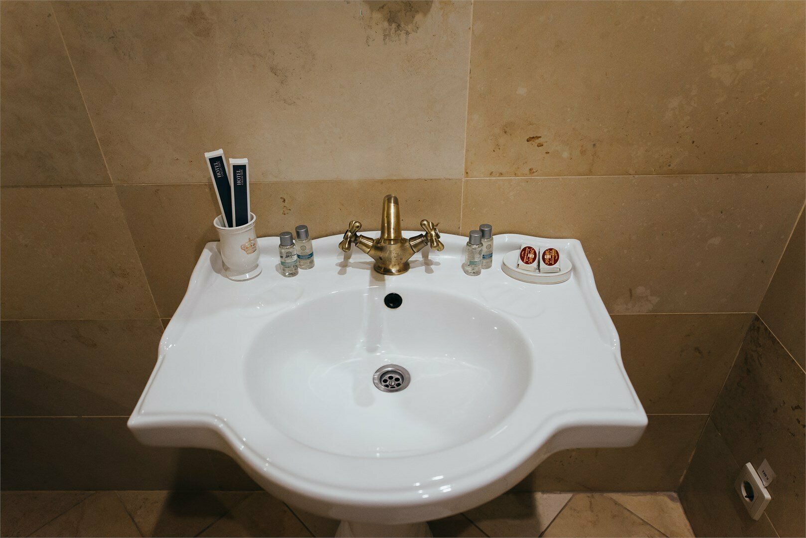 Номер "Ночь" во флигеле "Школа" с верандой