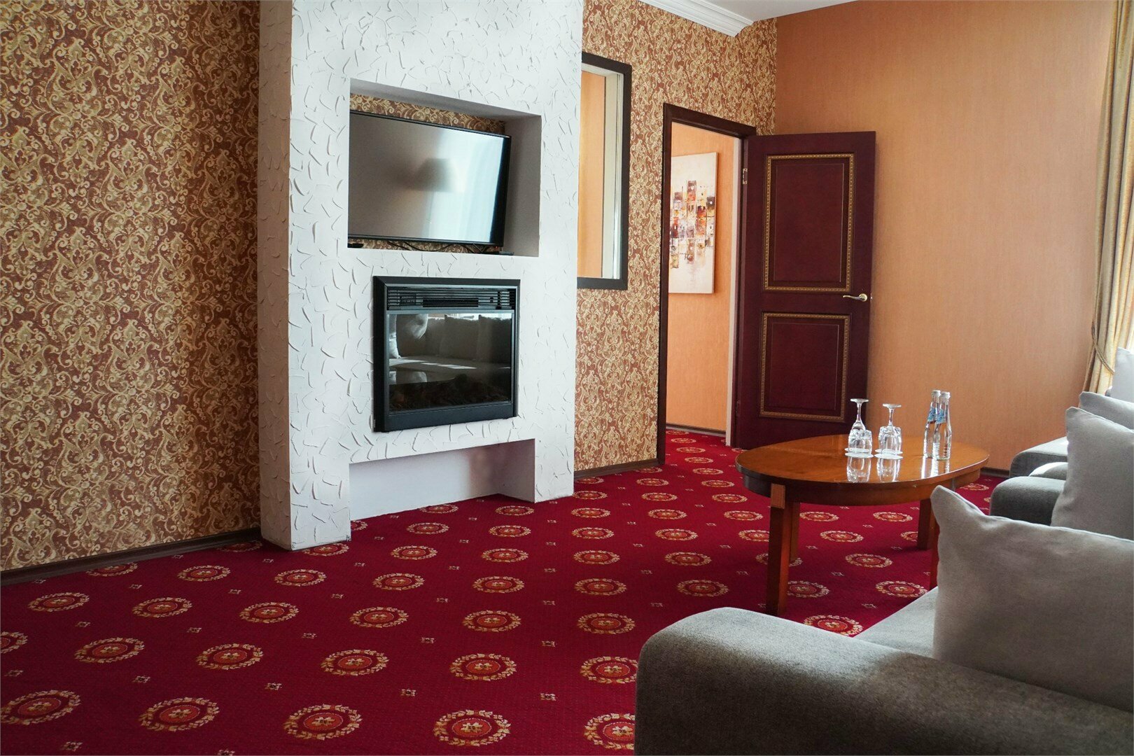 Cемейный номер с собственной ванной комнатой