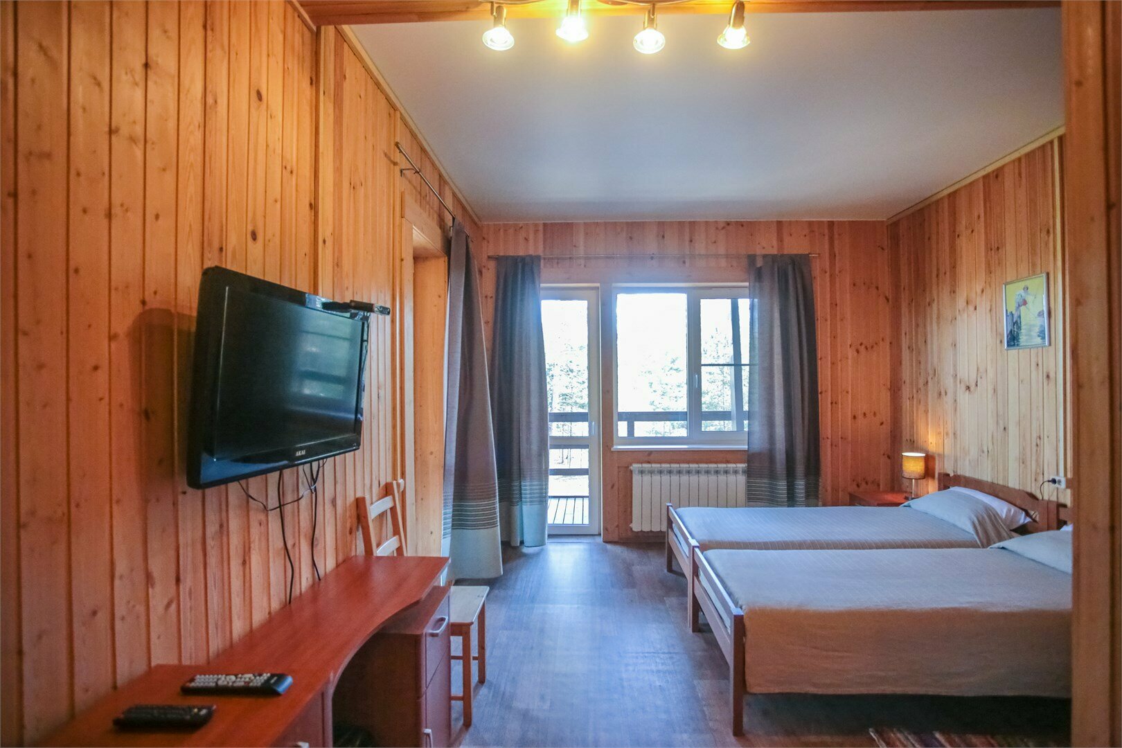 Двухместный номер с 2 отдельными кроватями и балконом