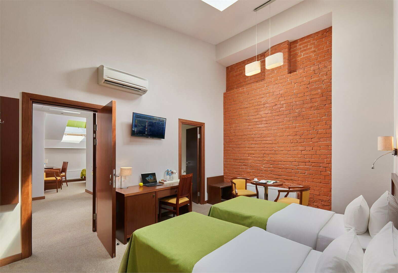 Семейный двухкомнатный