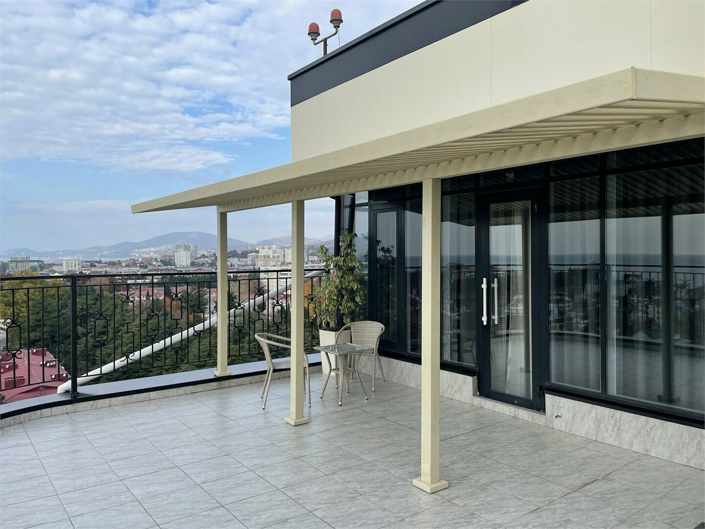 Апартаменты с террасой