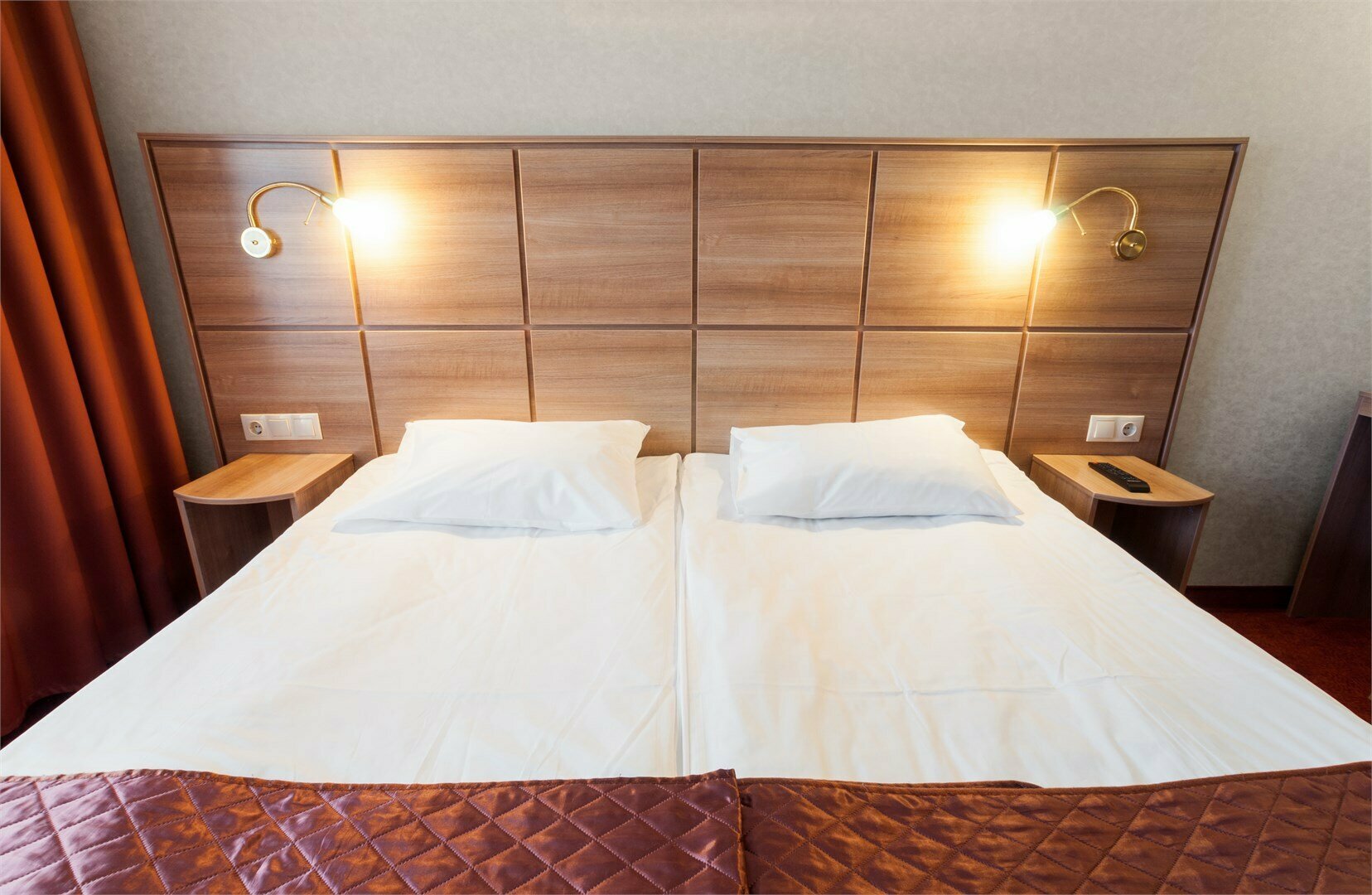 Стандарт с видом на Неву