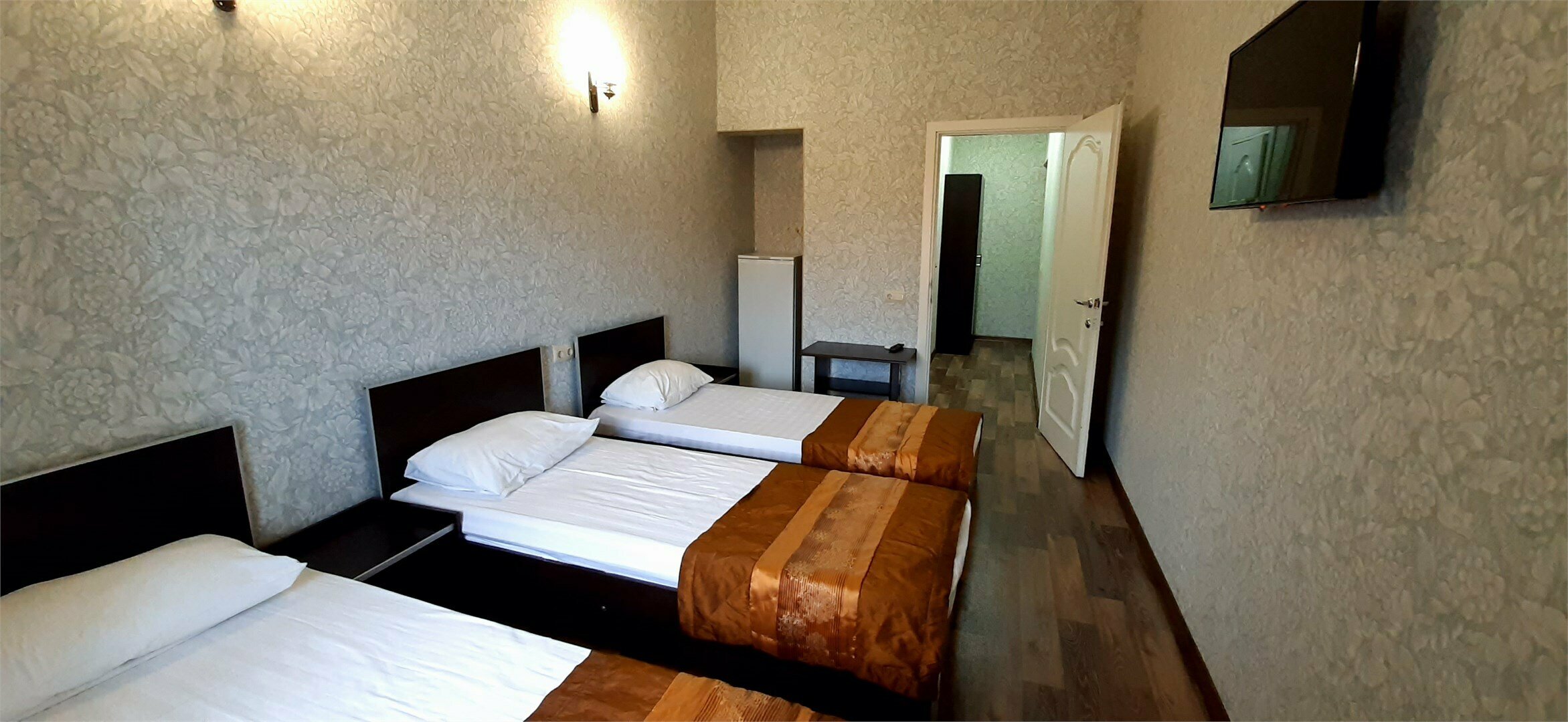 Стандарт трехместный с раздельными кроватями.