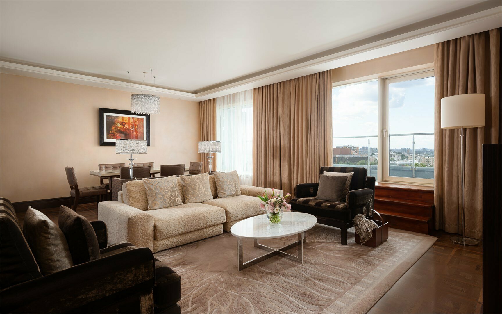 ПРЕЗИДЕНТСКИЙ ЛЮКС "НИЖИНСКИЙ" С ВИДОВОЙ ТЕРРАСОЙ