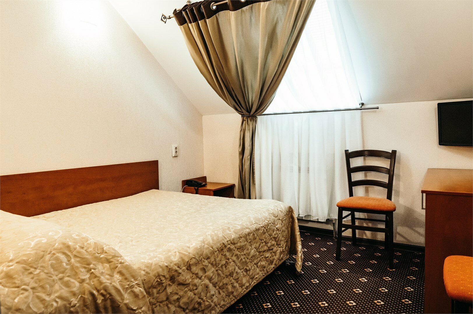 Бюджетный мансардный